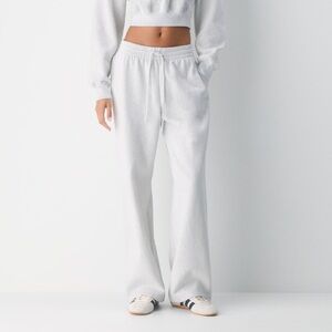 Aritzia Cozy Sweatfleece Boyfriend Wide Sweatpant “Heather Cloud White”